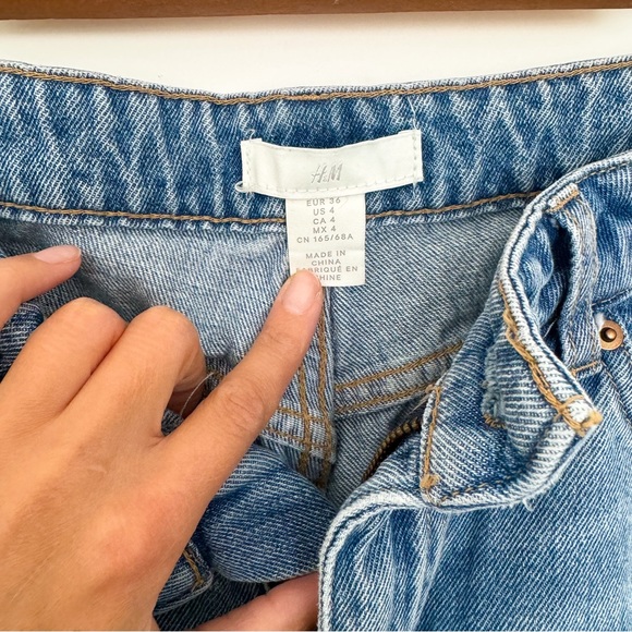 Straight Leg Split Hem Jeans - Picture 5 of 7